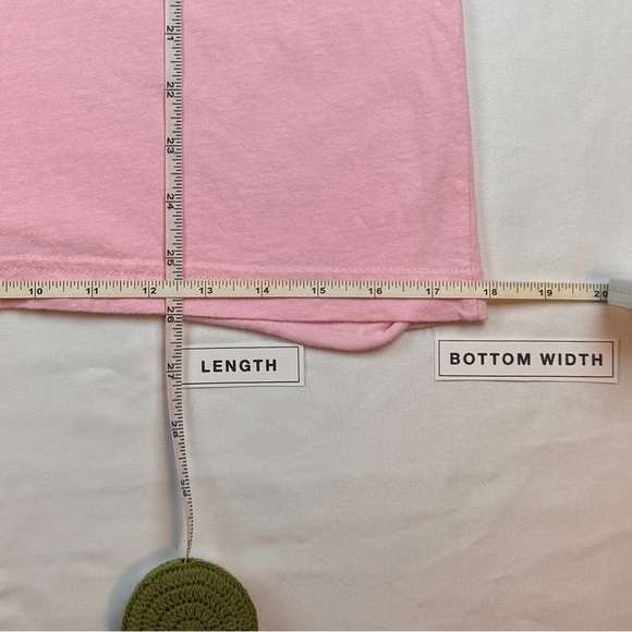 (S) BELLE from Beauty and the Beast Pink T-shirt - Picture 9 of 9